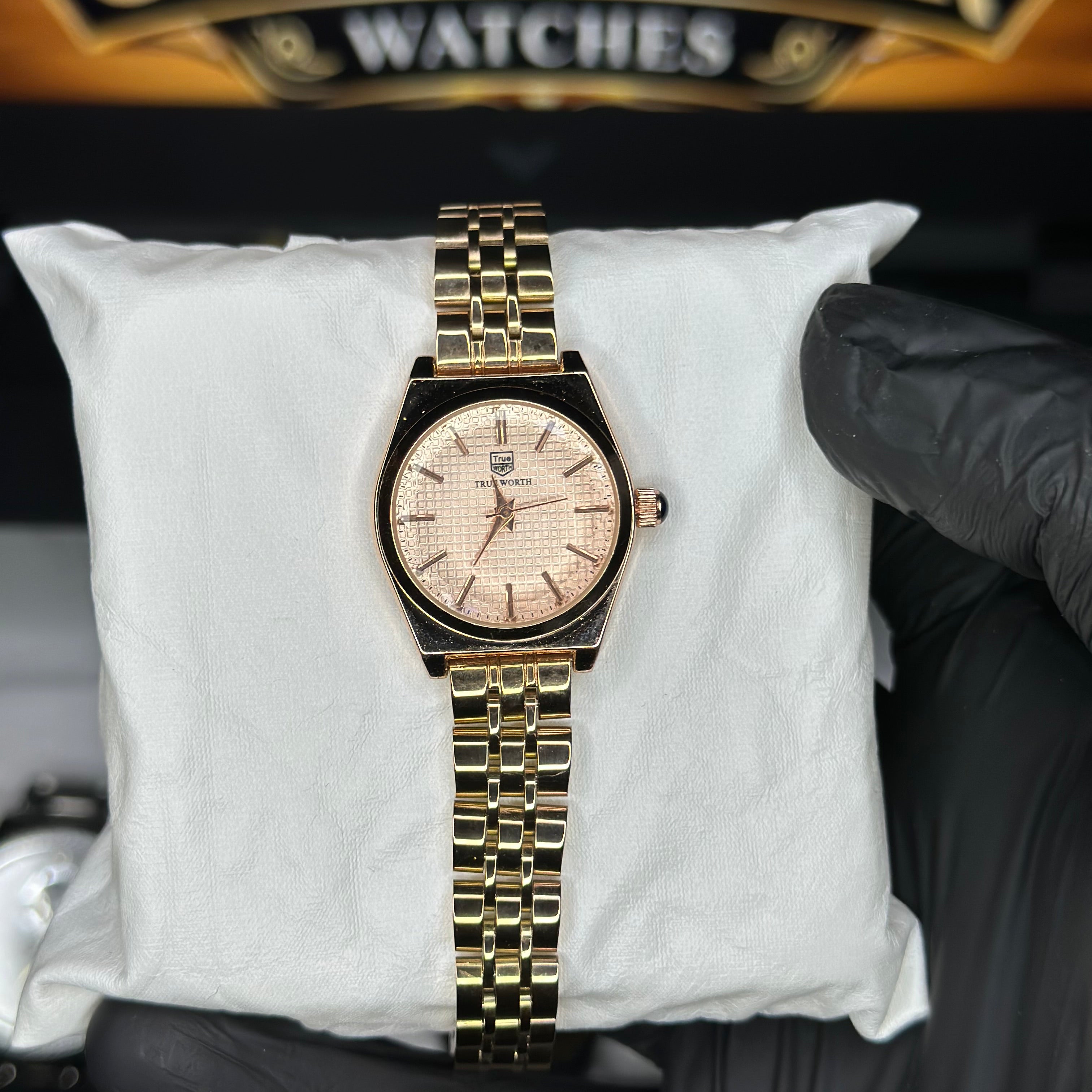 Ladies Pink Steel dial