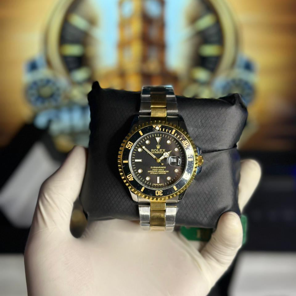 GOLDEN ROTATING DIAL ROLEX